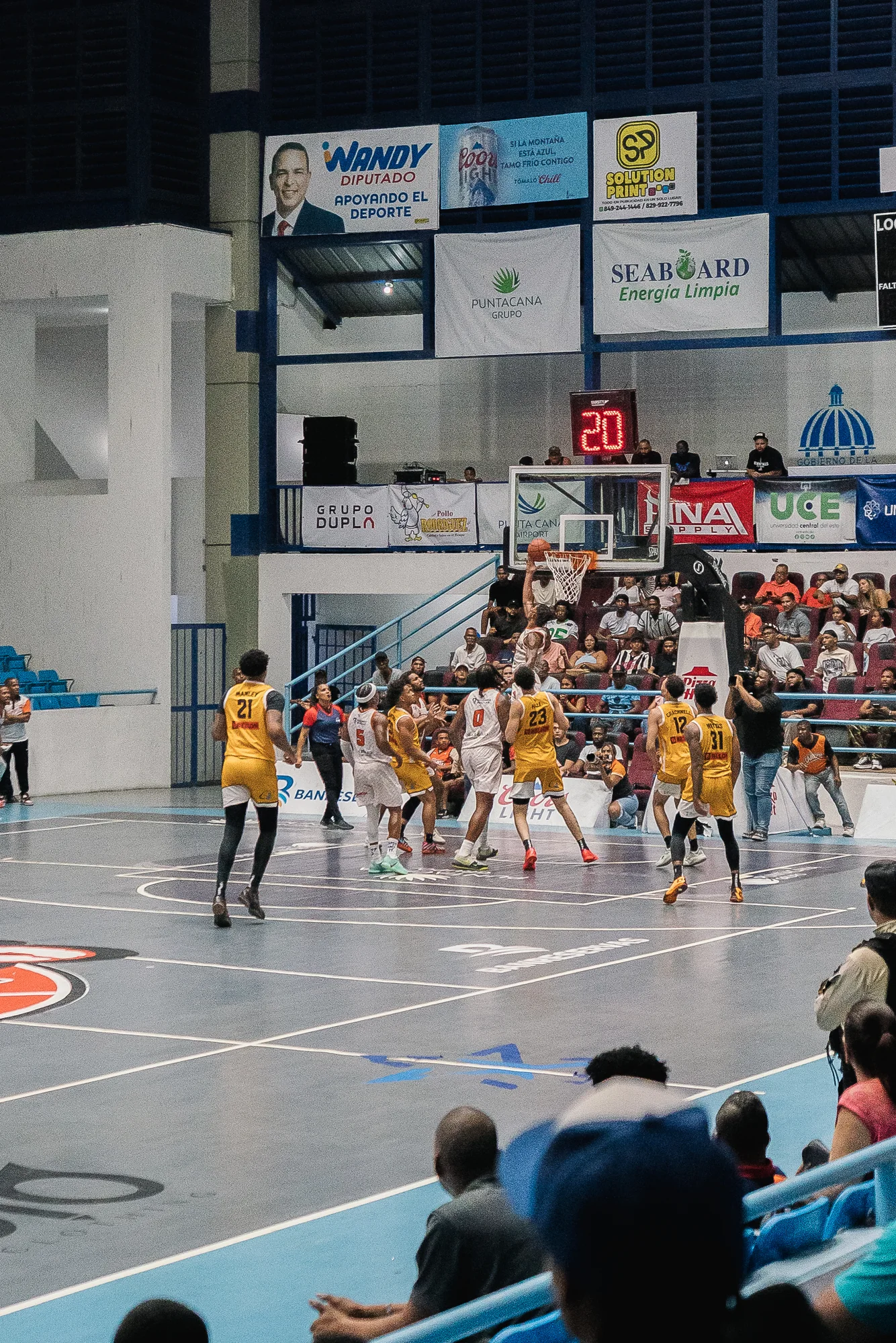 Acompañamos a los Cañeros de Higüey en la temporada
